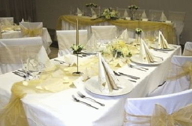 Ikebana a kónické sviečky 