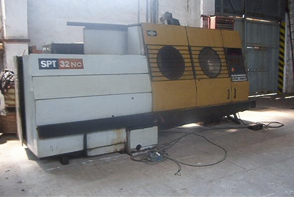 SPT 32 NC - poloautomatický sústruh 
