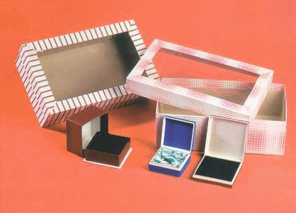 Výrobou ozdobných obalů