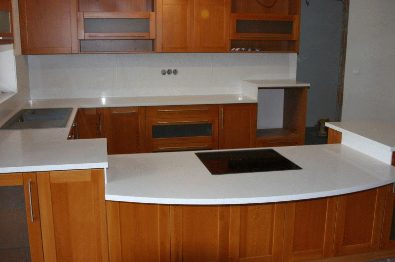 Výroba, zámer a montáž kuchynských pracovných dosiek 