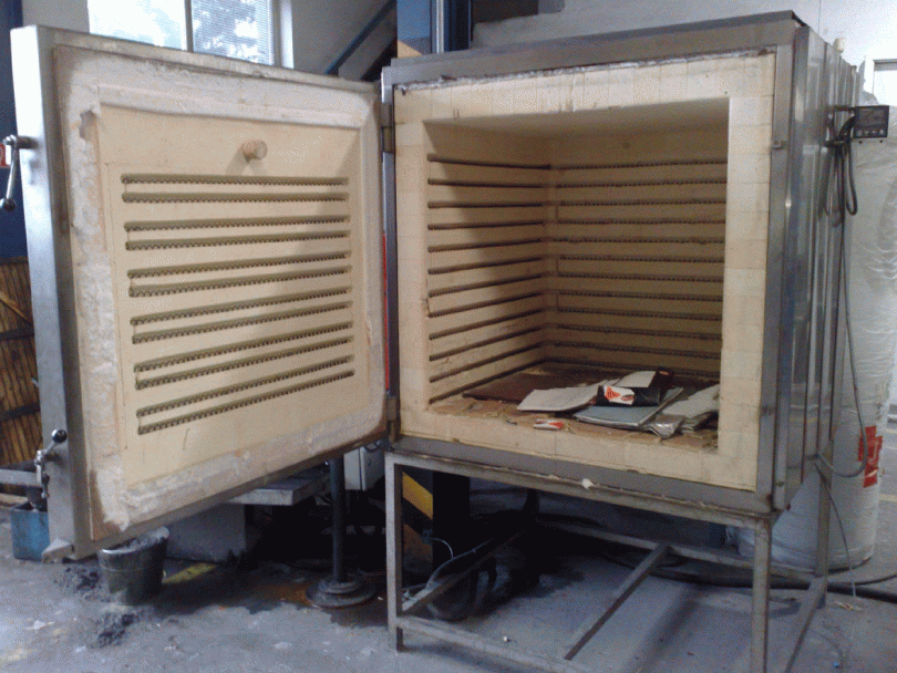 Použitá Pec elektrická taviaca odporová typ LAC K1000S