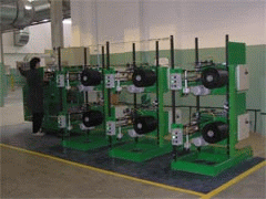 Rozrezávacie zariadenie gumovej pásky typ 587UR