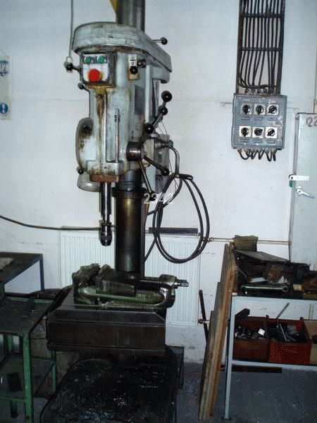 Dačice VS 32 B - vrtačka sloupová