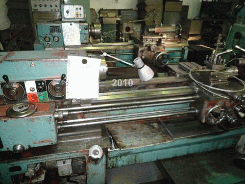 Tos SV 18 RA – soustruh hrotový