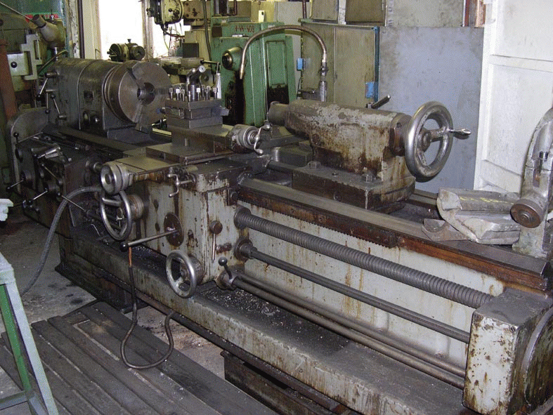 Použitý Sústruh hrotový S1-250/1500 Korea