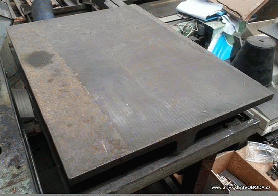 Litinová deska 800x600x130 mm.