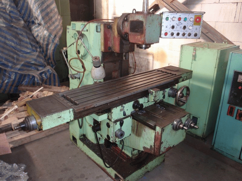 Frézka univerzální FGU 32 