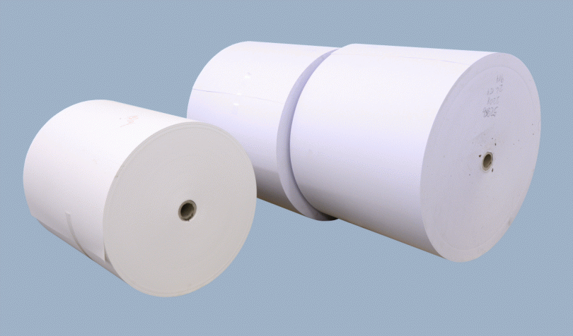 Grafické ofsetové nebo recyklované bílé i barevné papíry a kartony 