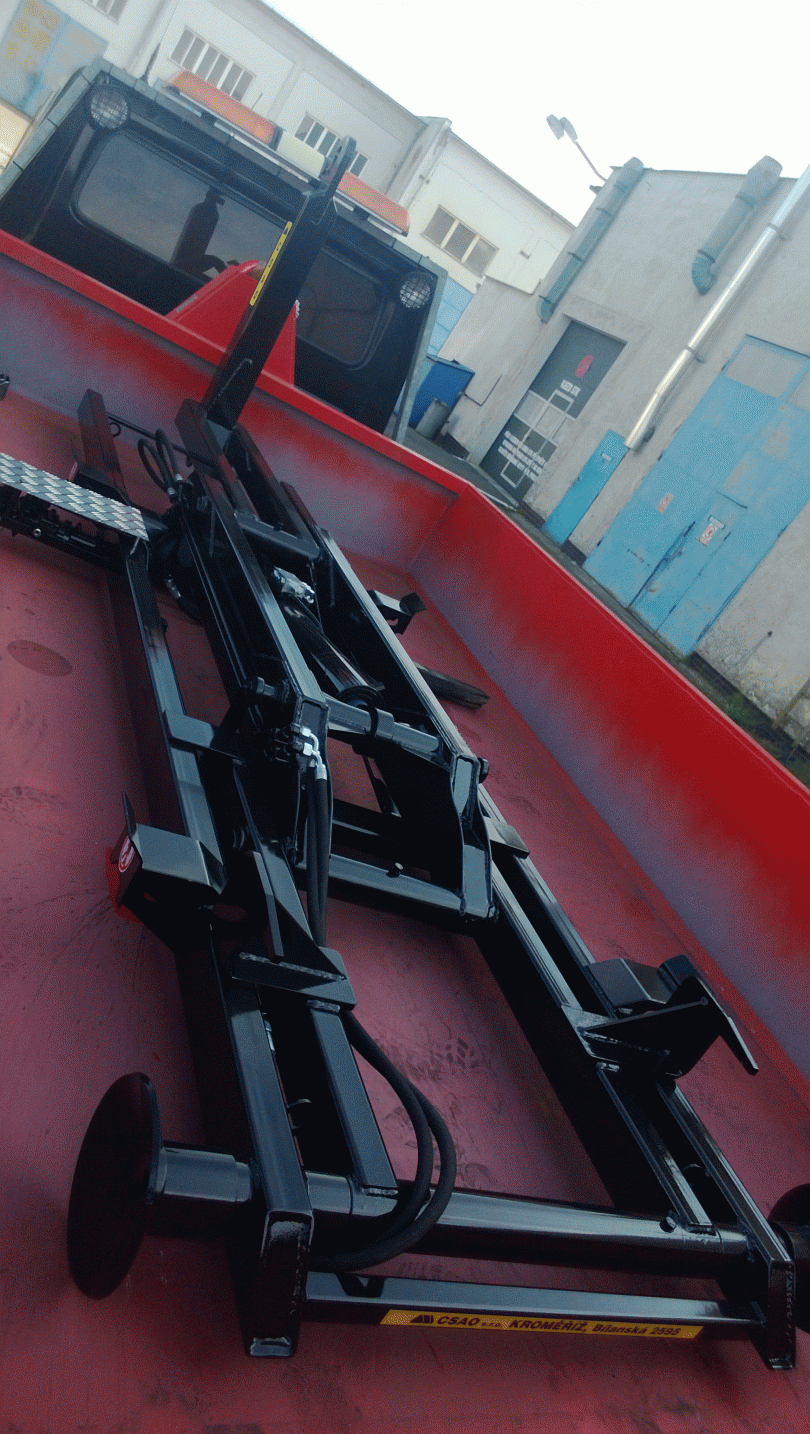 Nové hákové nosiče kontejnerů od Českého výrobce k montáži