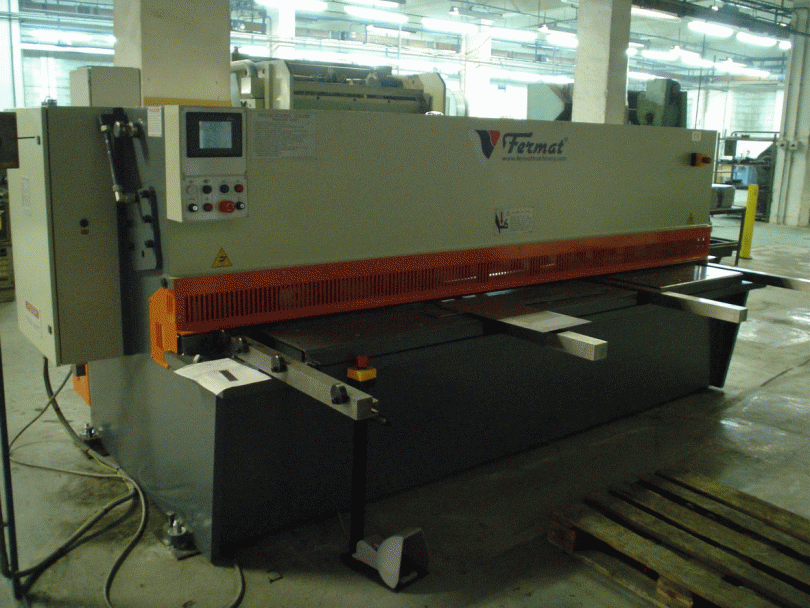 CNC Nožnice tabuľové hydraulické 3200/6