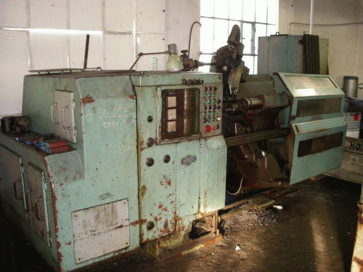 Sústruh poloautomat kopírovací SP 25