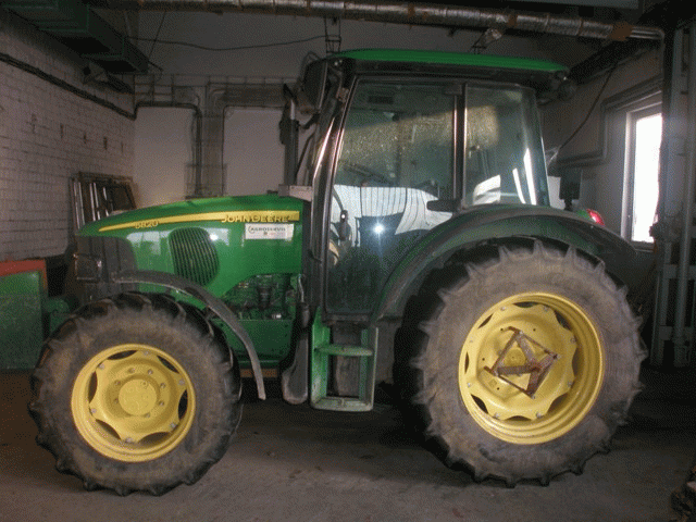 Traktor John Deer 5820