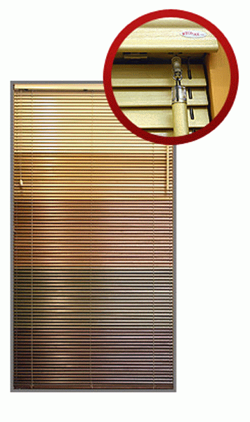 Horizontálne drevené žalúzie