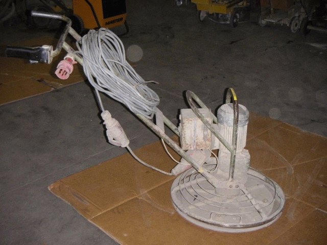 Estrichglättmaschine GM6, Glättscheibe Dm. 600 mm