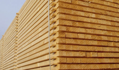 Porez a predaj drevnej hmoty na rezivo