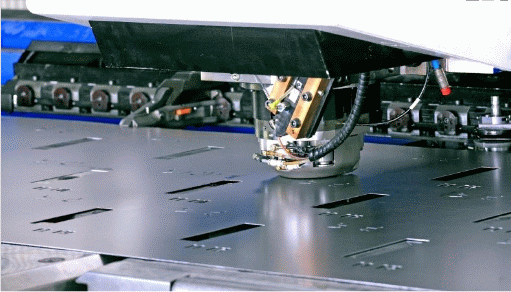 Služby - Strihanie hydaulickými a pneumatickými nožnicami