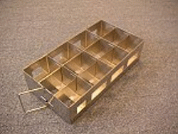 Stojan na kryoboxy do hlubokomrazících boxů