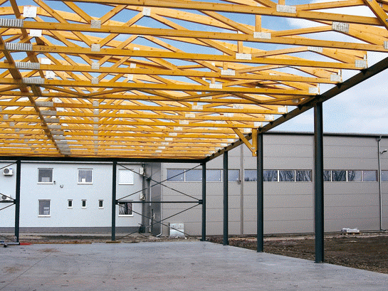 Strechy - priemyselná výstavba